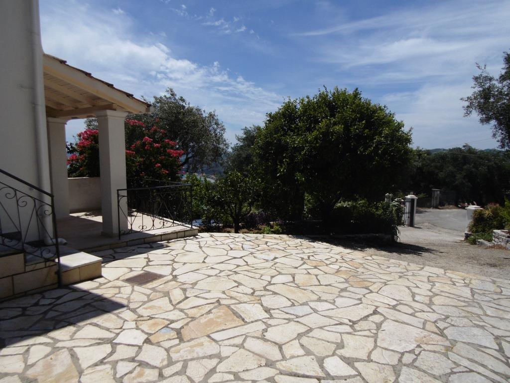 Villa Elli Panoramic View Ipsos Ruang foto