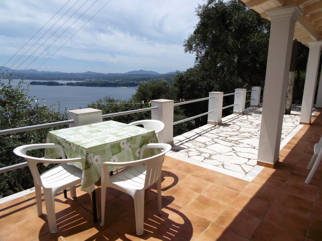 Villa Elli Panoramic View Ipsos Ruang foto