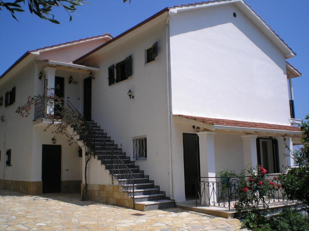 Villa Elli Panoramic View Ipsos Bagian luar foto