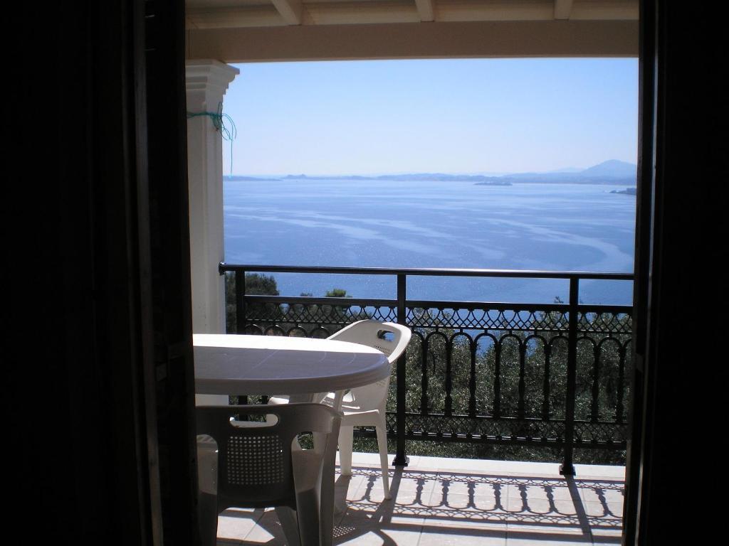 Villa Elli Panoramic View Ipsos Bagian luar foto
